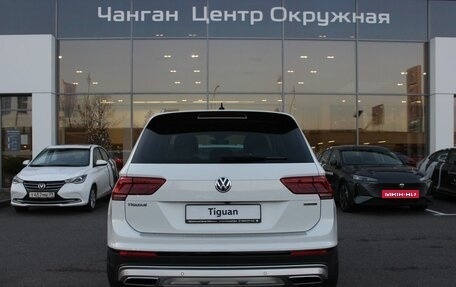 Volkswagen Tiguan II, 2018 год, 2 656 700 рублей, 6 фотография