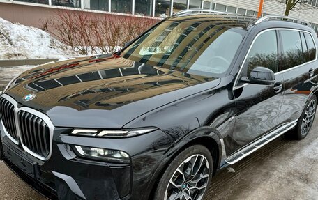 BMW X7, 2022 год, 15 199 000 рублей, 8 фотография