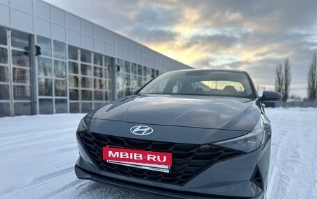 Hyundai Elantra, 2021 год, 2 400 000 рублей, 3 фотография