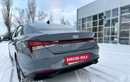 Hyundai Elantra, 2021 год, 2 400 000 рублей, 6 фотография