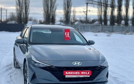 Hyundai Elantra, 2021 год, 2 400 000 рублей, 9 фотография