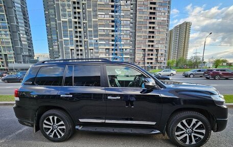 Toyota Land Cruiser 200, 2017 год, 9 200 000 рублей, 1 фотография