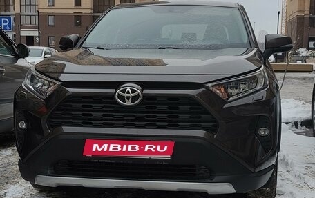 Toyota RAV4, 2021 год, 3 500 000 рублей, 2 фотография