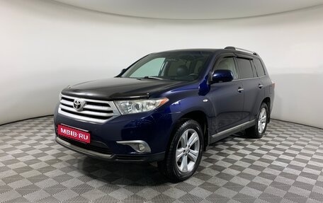 Toyota Highlander III, 2013 год, 2 220 000 рублей, 1 фотография