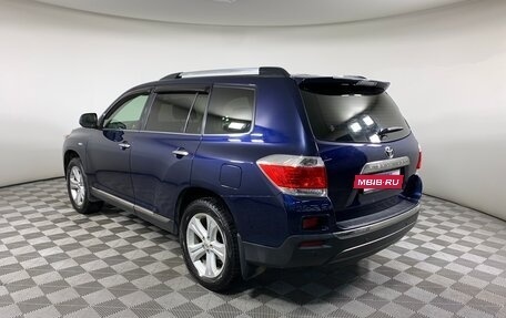 Toyota Highlander III, 2013 год, 2 220 000 рублей, 7 фотография