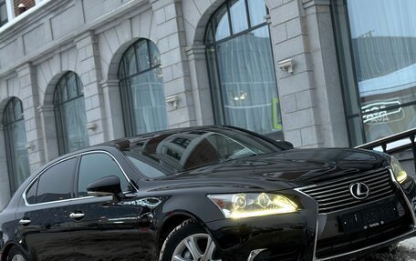 Lexus LS IV, 2013 год, 1 999 999 рублей, 3 фотография