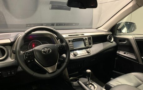 Toyota RAV4, 2015 год, 2 650 000 рублей, 9 фотография