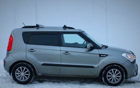 KIA Soul II рестайлинг, 2013 год, 910 000 рублей, 8 фотография