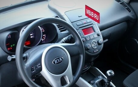 KIA Soul II рестайлинг, 2013 год, 910 000 рублей, 14 фотография