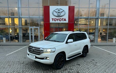 Toyota Land Cruiser 200, 2015 год, 6 800 000 рублей, 1 фотография