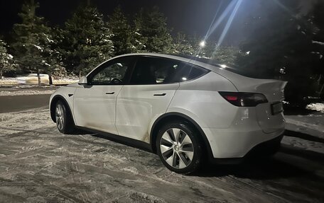 Tesla Model Y I, 2021 год, 5 200 000 рублей, 4 фотография