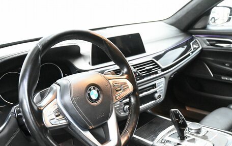 BMW 7 серия, 2016 год, 3 697 000 рублей, 8 фотография