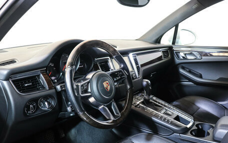 Porsche Macan I рестайлинг, 2015 год, 3 650 000 рублей, 14 фотография