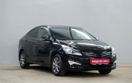 Hyundai Solaris II рестайлинг, 2016 год, 1 010 000 рублей, 3 фотография