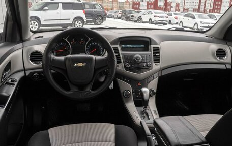 Chevrolet Cruze II, 2011 год, 899 000 рублей, 6 фотография