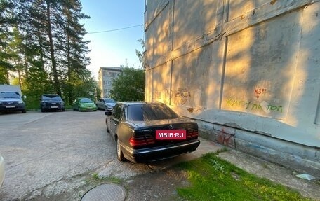 Mercedes-Benz E-Класс, 1999 год, 380 000 рублей, 4 фотография