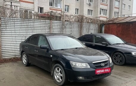 Hyundai Sonata VI, 2005 год, 530 000 рублей, 2 фотография