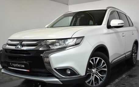 Mitsubishi Outlander III рестайлинг 3, 2016 год, 1 899 000 рублей, 3 фотография