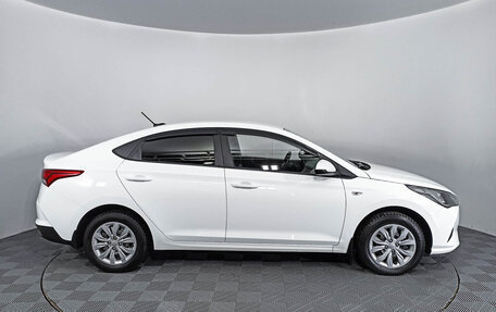 Hyundai Solaris II рестайлинг, 2021 год, 1 647 000 рублей, 5 фотография