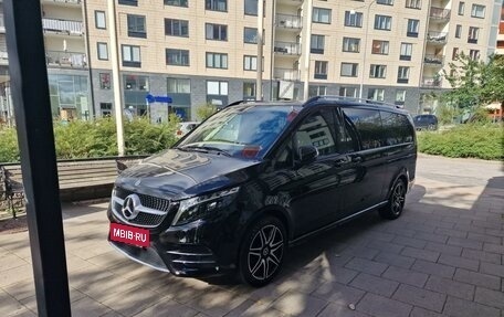 Mercedes-Benz V-Класс, 2023 год, 12 000 000 рублей, 5 фотография