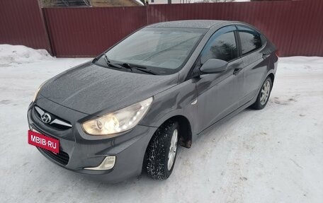 Hyundai Solaris II рестайлинг, 2012 год, 799 999 рублей, 5 фотография