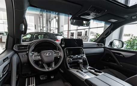 Lexus LX, 2023 год, 22 590 000 рублей, 11 фотография