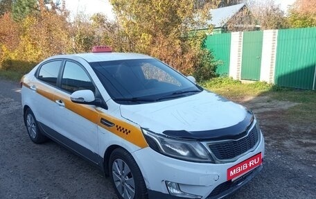 KIA Rio III рестайлинг, 2014 год, 560 000 рублей, 4 фотография