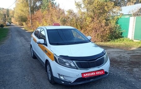 KIA Rio III рестайлинг, 2014 год, 560 000 рублей, 3 фотография