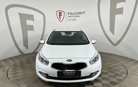 KIA cee'd III, 2014 год, 1 450 000 рублей, 2 фотография