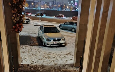 BMW 5 серия, 2004 год, 990 000 рублей, 2 фотография