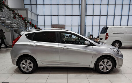 Hyundai Solaris II рестайлинг, 2012 год, 890 000 рублей, 4 фотография