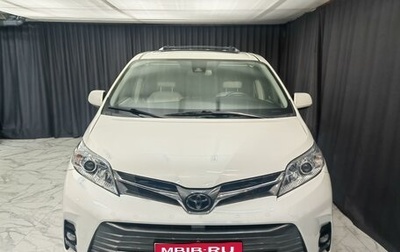 Toyota Sienna III, 2018 год, 3 750 000 рублей, 1 фотография