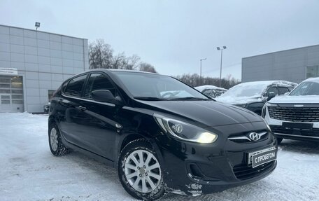 Hyundai Solaris II рестайлинг, 2012 год, 890 000 рублей, 2 фотография