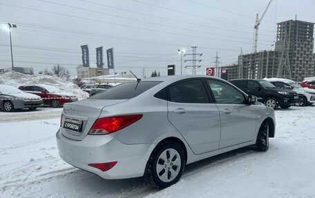 Hyundai Solaris II рестайлинг, 2016 год, 1 100 000 рублей, 4 фотография