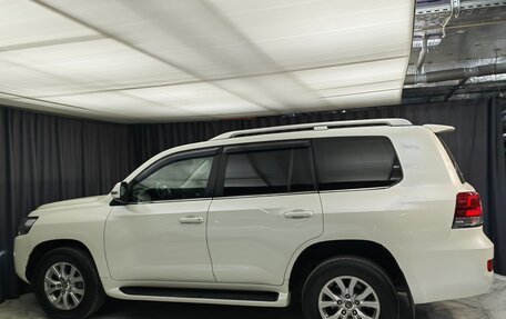 Toyota Land Cruiser 200, 2015 год, 6 400 000 рублей, 7 фотография