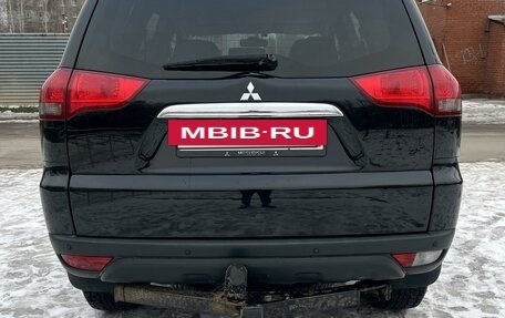 Mitsubishi Pajero Sport II рестайлинг, 2013 год, 1 850 000 рублей, 4 фотография