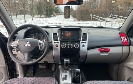 Mitsubishi Pajero Sport II рестайлинг, 2013 год, 1 850 000 рублей, 5 фотография