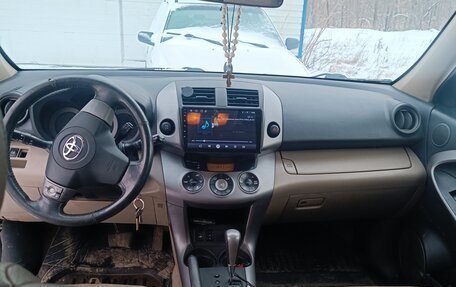 Toyota RAV4, 2007 год, 1 350 000 рублей, 4 фотография