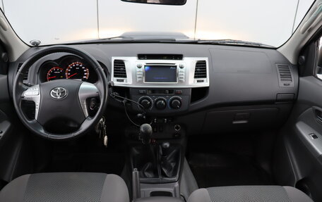 Toyota Hilux VII, 2012 год, 2 050 000 рублей, 12 фотография