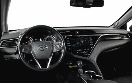 Toyota Camry, 2020 год, 3 090 000 рублей, 23 фотография