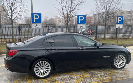 BMW 7 серия, 2014 год, 3 100 000 рублей, 2 фотография