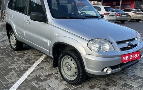 Chevrolet Niva I рестайлинг, 2013 год, 595 000 рублей, 3 фотография