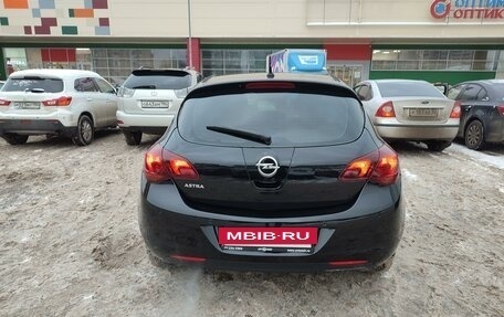 Opel Astra J, 2010 год, 859 000 рублей, 4 фотография