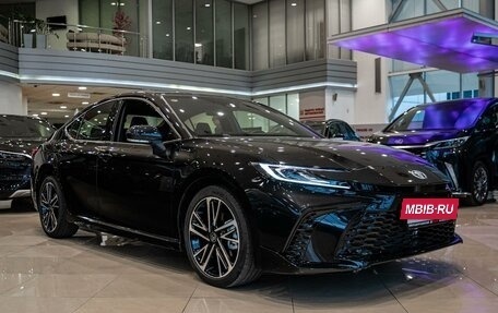 Toyota Camry, 2024 год, 4 990 000 рублей, 3 фотография