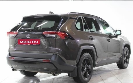 Toyota RAV4, 2021 год, 3 690 000 рублей, 5 фотография