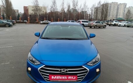 Hyundai Elantra VI рестайлинг, 2017 год, 1 640 000 рублей, 2 фотография