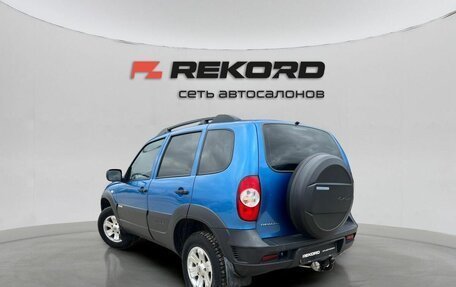 Chevrolet Niva I рестайлинг, 2016 год, 619 000 рублей, 4 фотография