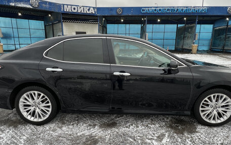 Toyota Camry, 2018 год, 2 530 000 рублей, 15 фотография