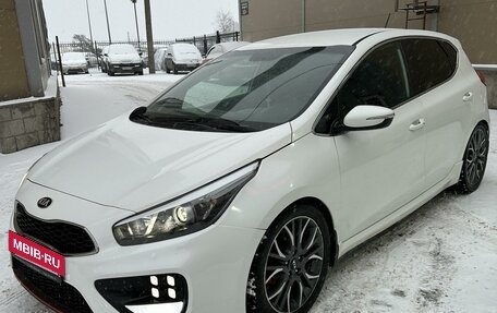 KIA cee'd GT II, 2015 год, 1 350 000 рублей, 2 фотография