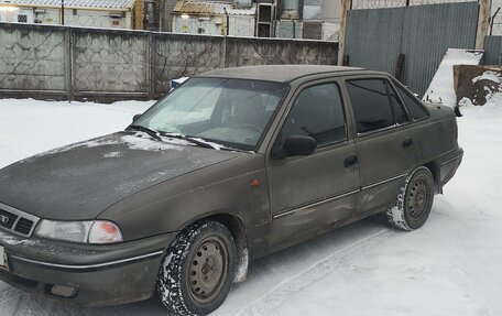 Daewoo Nexia I рестайлинг, 2003 год, 90 000 рублей, 1 фотография